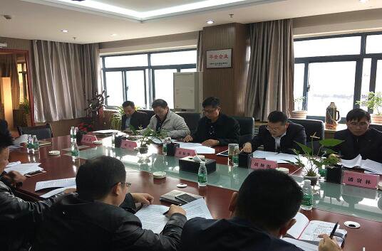 南昌金开BY.COM党委开展第六次中心组学习