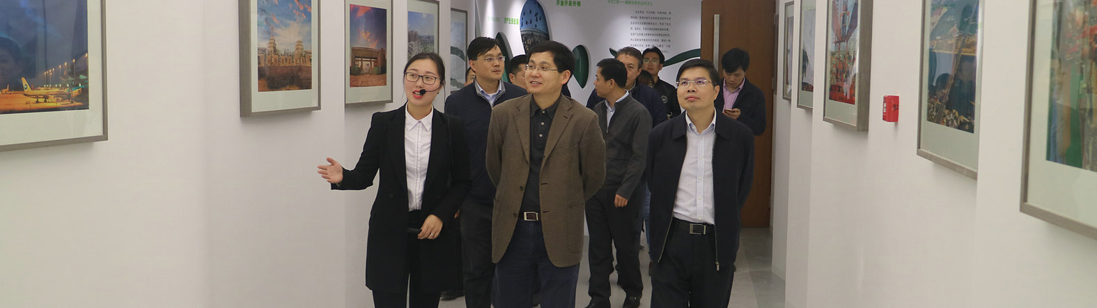 厉害了Word天!试运行就吸引了这么多领导围观