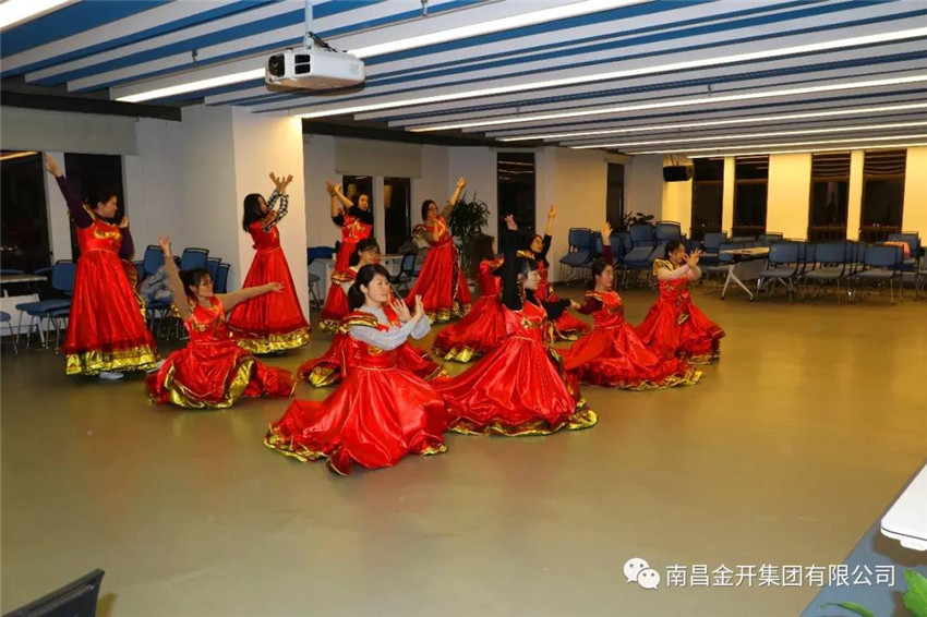 设计院公司积极组织排练2018BY.COM年会节目