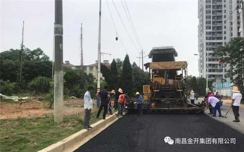 争抓抢干 不畏艰难——芙蓉路全线完工