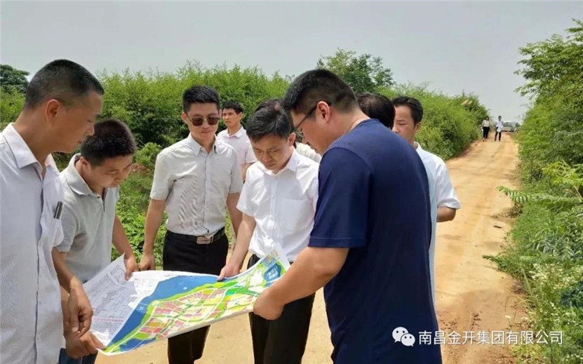 区党工委副书记程建兵现场调度儒乐湖新城项目