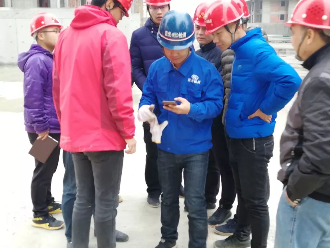 项目公司举办建筑起重机械设备专项检查活动