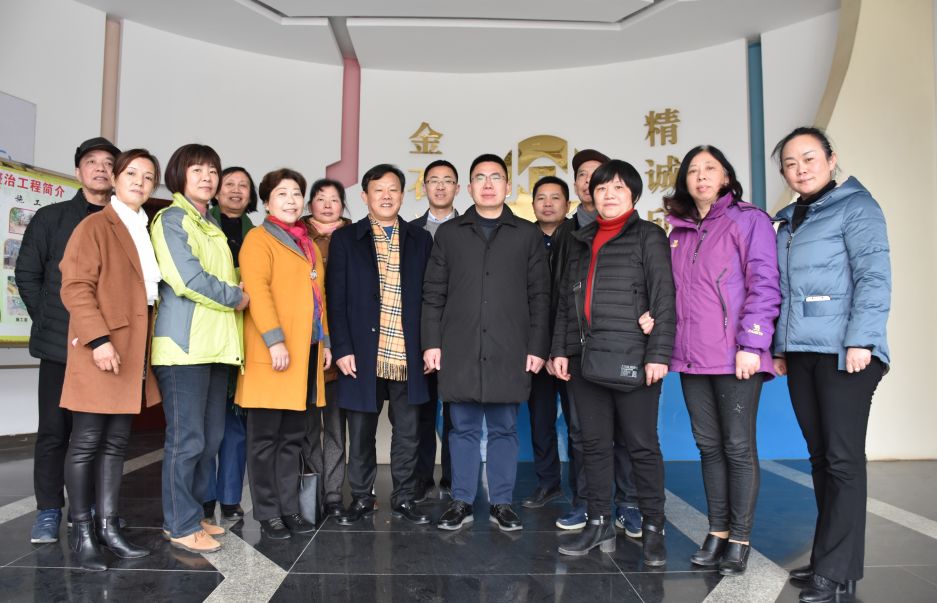 工匠BY.COM组织召开退休职工座谈会 