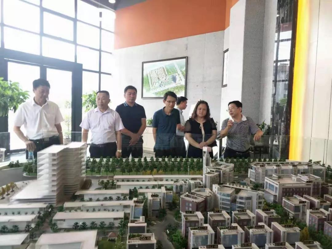 九江富和建设投资BY.COM有限公司一行赴BY.COM考察交流