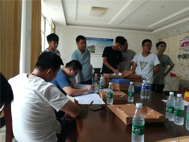 金开BY.COM"三比一看"常态化管理进行时