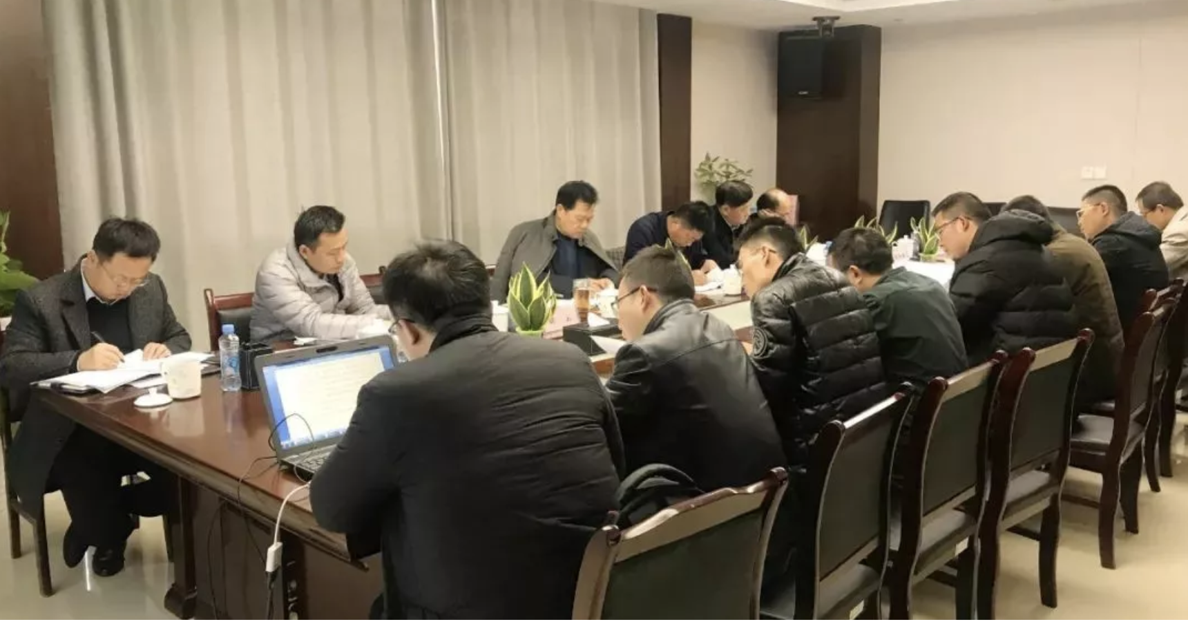 金开BY.COM召开2020年新建、续建及完工项目推进计划汇报专题