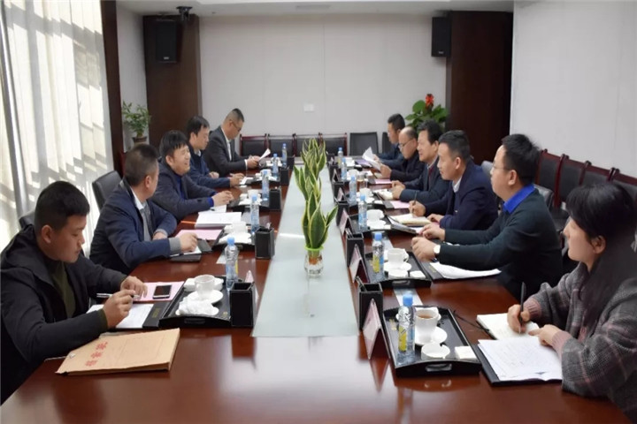 中铁十九局BY.COM公司副局长尚尔海一行来到金开BY.COM进行考