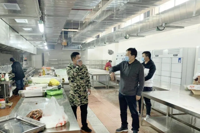 BY.COM党委书记、董事长谢荣华深入中小企业园现场检查