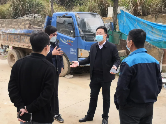 BY.COM副总经理胡许亮深入豫章、昌麦采石场现场调研