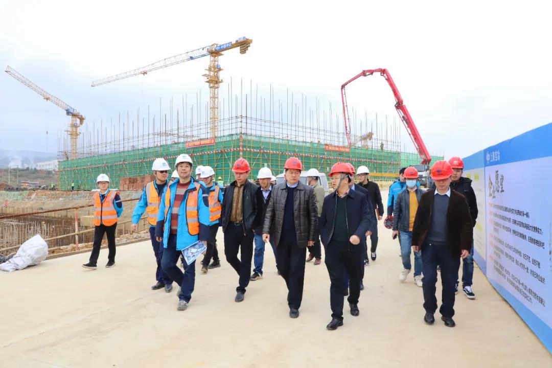 BY.COM党委书记、董事长谢荣华调研BY.COM重大重点建设项目