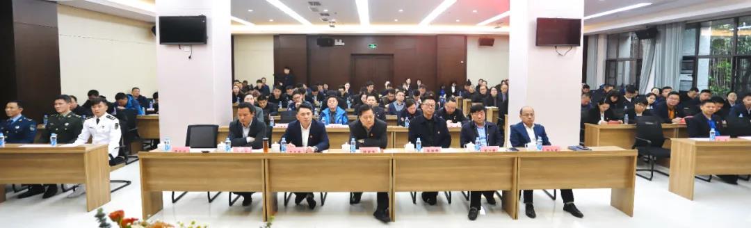 金开BY.COM举办“老兵讲党课暨政治生日贺卡集中颁发仪式”