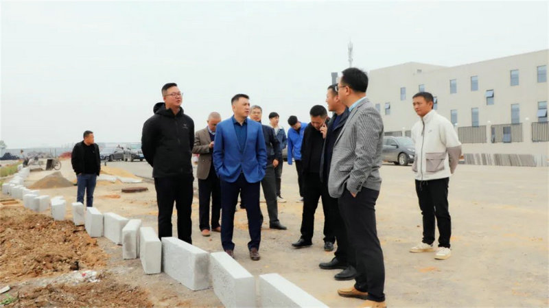 李茶根调研BY.COM项目建设情况