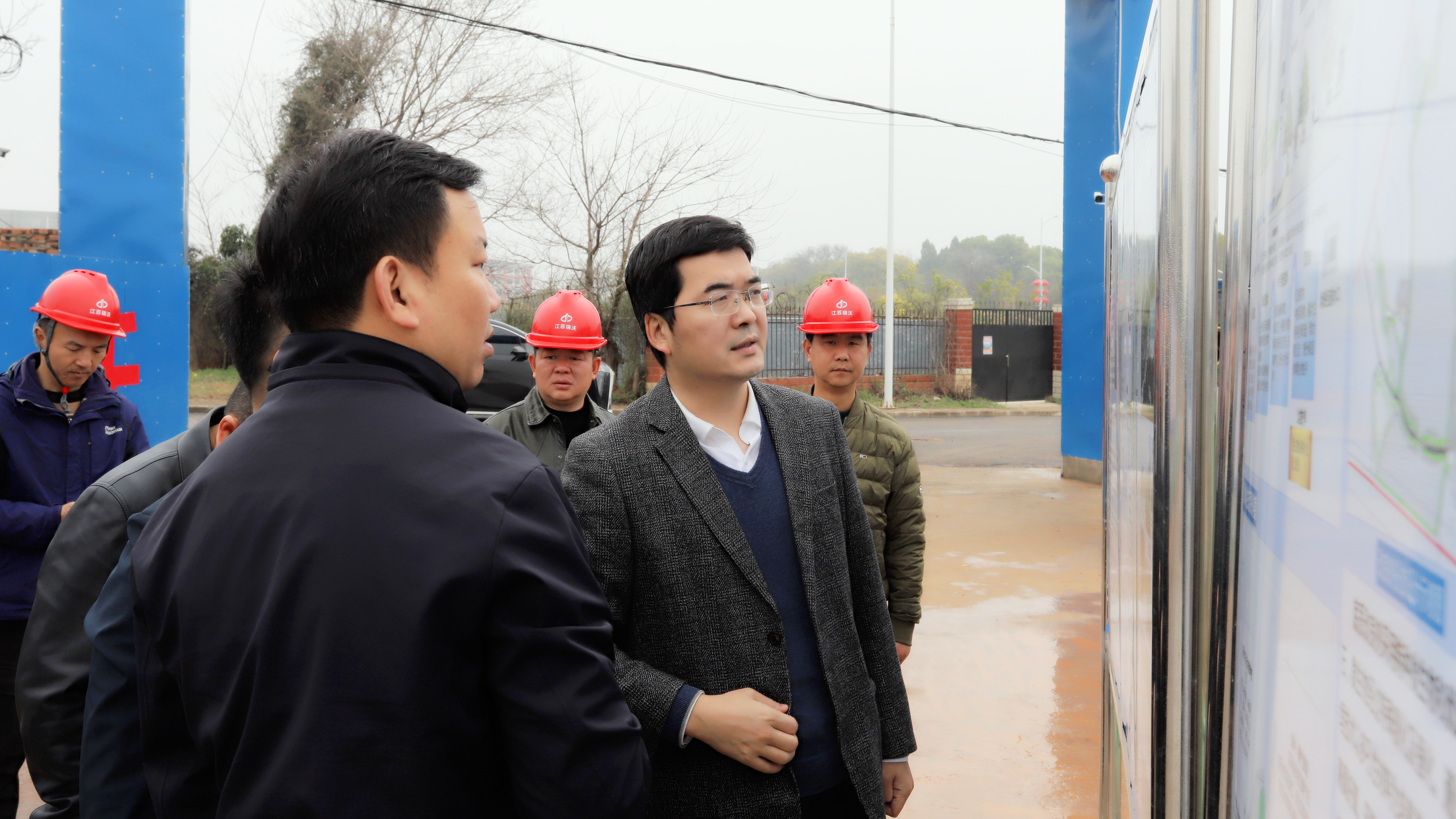 贺敏调研BY.COM重大重点项目建设推进情况