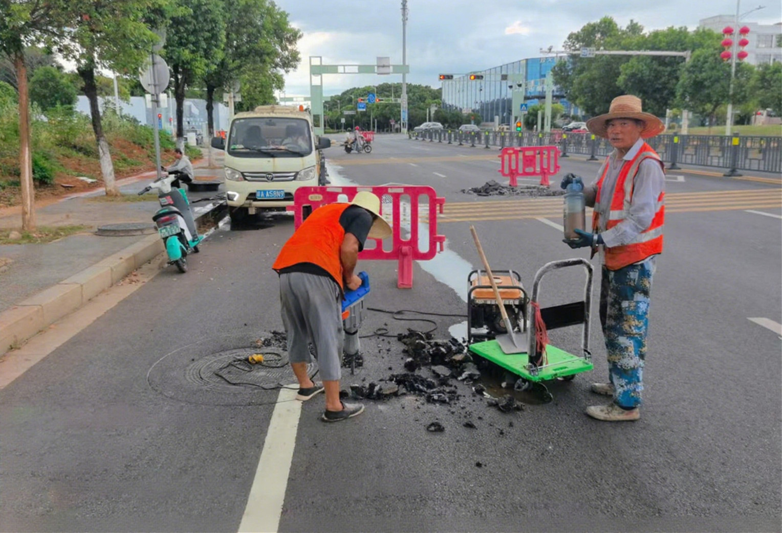 治理 “小井盖”,守护 “大民生”
